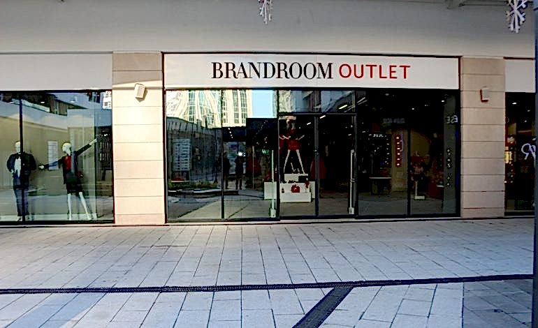 
					BRANDROOM				